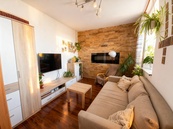 Prodej OV 2+1 s parkovacím stáním u domu, ul. Vodní, Hrušovany u Brna, cena 4861600 CZK / objekt, nabízí Dialog Reality