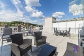 Byt 2+kk 77 m2 s nadstandardní terasou 54 m2 a úžasným výhledem - Luhačovice, cena 7500000 CZK / objekt, nabízí 