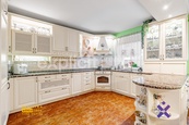 Prodej rodinného domu 234 m2, pozemek 998 m2 - Provodov