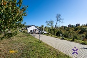 Prodej novostavby rodinného domu se zahradou, 1 538 m2, Zlín, ul. Na Valech