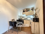 Prodej bytu 2+1 58 m2, Otrokovice - i s nájemníkem, cena 3260000 CZK / objekt, nabízí 
