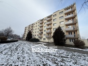 Prodej bytu 3+1 65 m2, Zlín - Malenovice, rekonstrukce 2021, cena 5490000 CZK / objekt, nabízí 