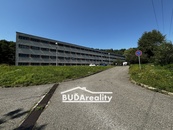 Pronájem garáže, 16 m2 - Zlín, cena 1350 CZK / objekt / měsíc, nabízí Buďa reality