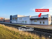 Pronájem obchodního prostoru 349 m2, Zlín - Prštné, frekventováné místo, cena 220 CZK / m2 / měsíc, nabízí 