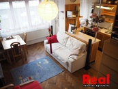 Pronájem pěkného bytu 2+kk, ul. Zahradníkova, Brno - k.ú. Veveří, cena 17000 CZK / objekt / měsíc, nabízí
