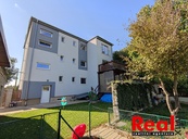 Pronájem, novostavba, byt 4+kk, CP 102m2, parkování, zahrada, bazén, ul. Hlavní, obec Rajhradice, cena 30000 CZK / objekt / měsíc, nabízí 