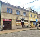 Městský dům s komerčním prostorem v centru Semil - podíl 1/2 + přístřešek ve výlučném vlastnictví, cena 3100000 CZK / objekt, nabízí 