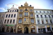 Reprezentativní kanceláře 147 m2 + parkování, Liberec - nám. Dr. E. Beneše (naproti radnici), cena 190 CZK / m2 / měsíc, nabízí RK NIKA