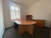 Pronájem kanceláře o velikosti 12 m2, cena 7000 CZK / objekt / měsíc, nabízí LeoReal