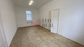 Pronájem skladovacího prostoru kanceláře 80 m2, cena cena v RK, nabízí LeoReal
