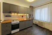 Pronájem bytu 3+1, 72 m2 se zahrádkou - Komárov, cena 17000 CZK / objekt / měsíc, nabízí