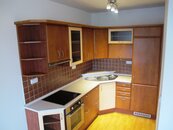 Prodej bytu 77,4 m2 s lodžií a garáž.stáním v Úvalech, cena 7800000 CZK / objekt, nabízí 