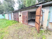 Prodej prostorné garáže 23 m2 s vlastním pozemkem - Moravská Ostrava, cena 499000 CZK / objekt, nabízí
