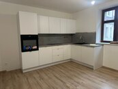 Pronájem nového bytu 3kk (66 m2) po kompletní rekonstrukci - Liberec, ul. Americká, cena 19000 CZK / objekt / měsíc, nabízí 