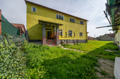 Rodinný dům o 2 bytových jednotkách, cena 4390000 CZK / objekt, nabízí LeoReal