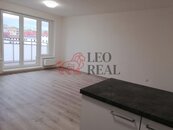 Pronájem novostavby bytu 1+kk/B, 35m2, sklepní kójí, 3m2 v centru Benešova, cena 13900 CZK / objekt / měsíc, nabízí 
