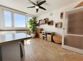Moderní a světlý byt 1+kk s panoramatickým výhledem v 12. patře, Lesná, Brno, cena 11000 CZK / objekt / měsíc, nabízí CENTURY 21 Dream