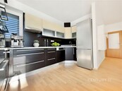 Moderní a prostorný byt 3+kk s balkonem, Chudčická, Brno-Kamechy, cena 8990000 CZK / objekt, nabízí 