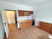 Pronájem byty 1+1, 41 m2 Jindřichův Hradec Otín, cena 6597 CZK / objekt / měsíc, nabízí 