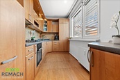 Prodej, byt 3+1 s prostorným sklepem, 83 m2, Uherské Hradiště, ulice Sadová, cena 4990000 CZK / objekt, nabízí