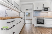 Pronájem byt 2+1, 70 m2 - Dobruška, cena 14000 CZK / objekt / měsíc, nabízí 
