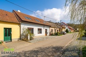Prodej, rodinný dům, 6+kk, plocha 206 m2, pozemek 691 m2, Uherské Hradiště, Míkovice, cena 7890000 CZK / objekt, nabízí