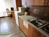 Pronájem, byt 1+kk, 25 m2, Staré Město, cena 9500 CZK / objekt / měsíc, nabízí 