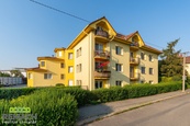 Designový mezonet 4kk Moravní Nábřeží s parkovacím stáním, cena cena v RK, nabízí 