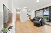 Pronájem, byt 3+kk, 94 m2 + 12 m2 terasa, Uherské Hradiště, 28. října, cena 19500 CZK / objekt / měsíc, nabízí 