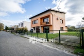 Prodej prostorného třípatrového rodinného domu 300 m2 v Karviné na ulici Lesní, cena 5750000 CZK / objekt, nabízí REALini nemovitosti s.r.o.