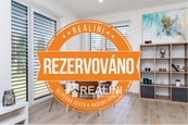 Prodej moderního rodinného domu 3+kk, 71,3m2 ve Studénce na ul. R. Tomáška, cena cena v RK, nabízí REALini nemovitosti s.r.o.