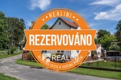 Prodej rodinného domu s dvěmi garážemi v Karviné na ulici Cihelní, cena 1 CZK / objekt, nabízí REALini nemovitosti s.r.o.