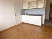 Olešná 8, podnájem byt 26, cena 6499 CZK / objekt / měsíc, nabízí 