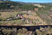 Stavební pozemek u Vltavy 1039m2 - Zátoň, cena 2490000 CZK / objekt, nabízí Lipno Real s.r.o.