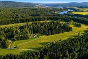Luxusní dům se dvěma apartmány a rozsáhlými pozemky uprostřed přírody - Vřesná, cena 17900000 CZK / objekt, nabízí Lipno Real s.r.o.