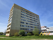 Pronájem bytu 1+kk, 30 m2, Hradec Králové - ul. Akademika Heyrovského., cena 10000 CZK / objekt / měsíc, nabízí