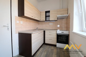 Pronájem rekonstruovaného bytu 1+kk, 25 m2, Hradec Králové - Kluky.