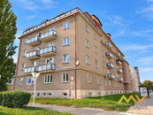 Pronájem světlého bytu 2+1, 57 m2, Hradec Králové - centrum.