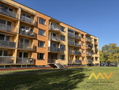 Prodej bytu 1+1, 41 m2 s balkonem 4 m2 a výhledem do zeleně - Hradec Králové, ul. Jungmannova.