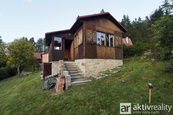 Prodej chaty u rybníka, 32 m2, pozemek 386 m2, Rohozná, okres Jihlava, cena 1095000 CZK / objekt, nabízí 