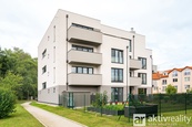 Moderní byt v novostavbě 1+kk s balkonem k pronájmu v Přezleticích, cena 15500 CZK / objekt / měsíc, nabízí