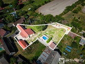 Prodej rodinného domu 144 m2, bazén, Hrobce, cena 10890000 CZK / objekt, nabízí