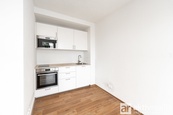 Pronájem bytu 1+kk 30 m2, Ovčáry, cena 12000 CZK / objekt / měsíc, nabízí