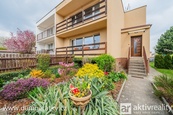 Prodej rodinného domu 4+1 223 m2, garáž, parkovací stání, bazén Neratovice, cena 11900000 CZK / objekt, nabízí Aktivreality