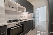 Pronájem bytu 2+1, 41 m2, Praha - Holešovice, cena 23000 CZK / objekt / měsíc, nabízí Aktivreality