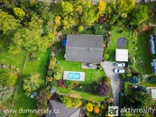 Rodinný dům 5+kk se zahradou 1130m2, bazénem, parkovací stání ve Všetatech, cena 12490000 CZK / objekt, nabízí Aktivreality