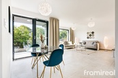 Prodej rodinného domu, 179 m2 - Holubice, cena 13490000 CZK / objekt, nabízí 
