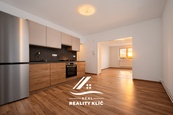 Pronájem bytu 2+1 55 m2, Dolní Benešov, cena 14000 CZK / objekt / měsíc, nabízí 