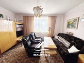Prodej prostorného bytu 2+1 ve Vratimově, na ulici Na Vyhlídce, cena 2990000 CZK / objekt, nabízí Real Reality Klíč