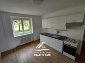 Pronájem bytu 2+1 52 m2, ul. Jarní 826/19, Hlučín, cena 7719 CZK / objekt / měsíc, nabízí 